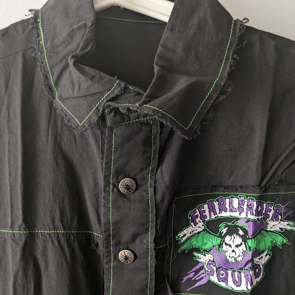 Lip Service Men's black sleeveless snap button shirt - Picture 4 of 9